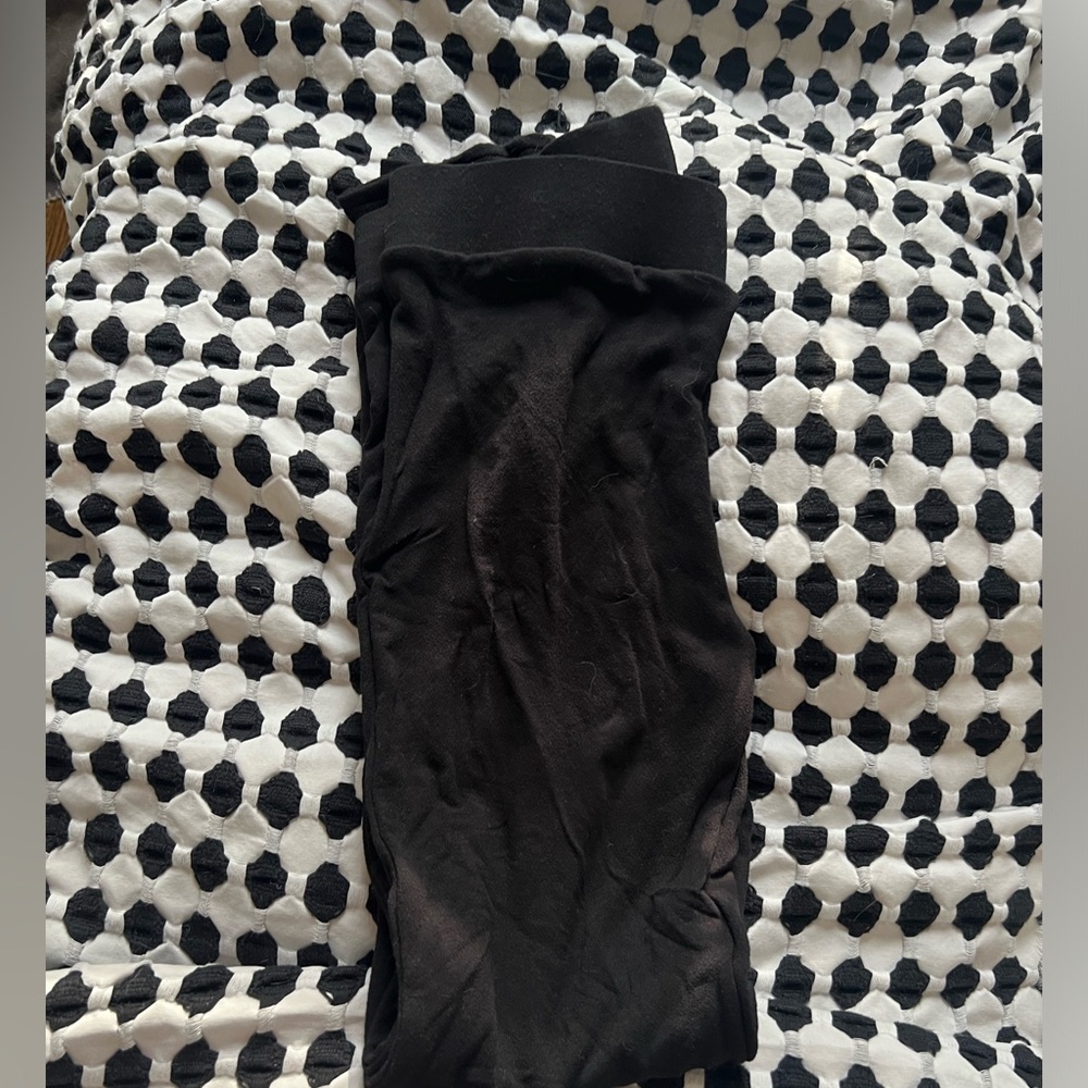 Naked Wardrobe leggings